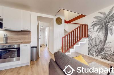 Chambre - 9 m² - 1 pièce