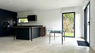 Maison contemporaine - 118 m² - 5 pièces