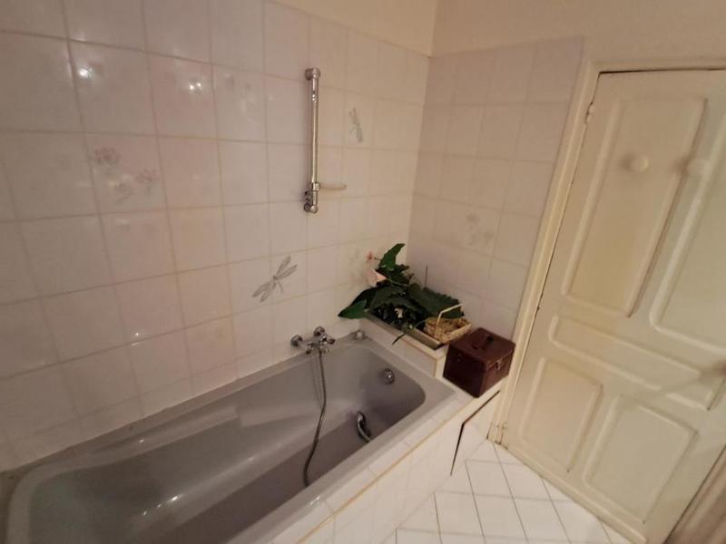 Propriété - 201 m² - 8 pièces