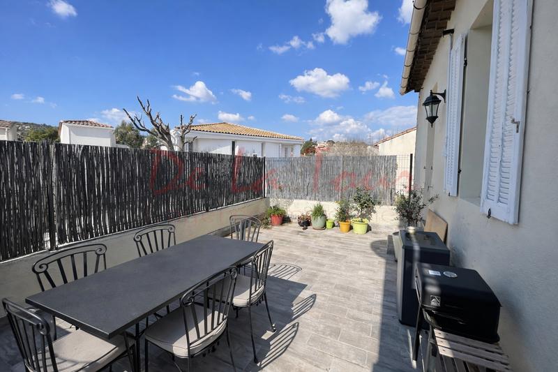 Appartement - 80 m² - 4 pièces