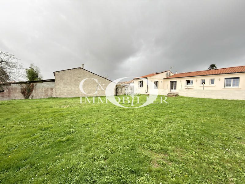 Maison - 111 m² - 5 pièces