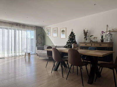 Maison - 83 m² - 4 pièces