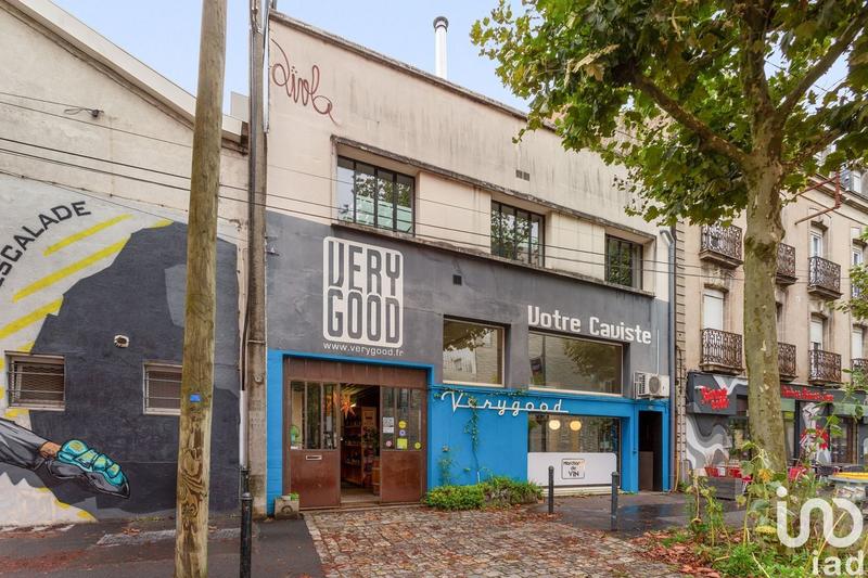 Local commercial - 277 m²