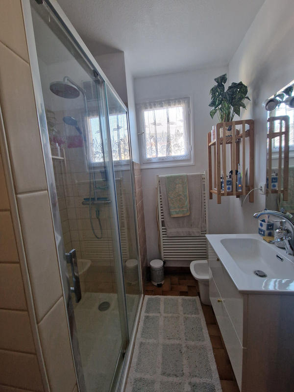 Appartement - 80 m² - 3 pièces