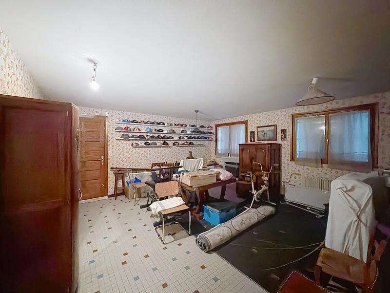 Maison - 220 m² - 5 pièces