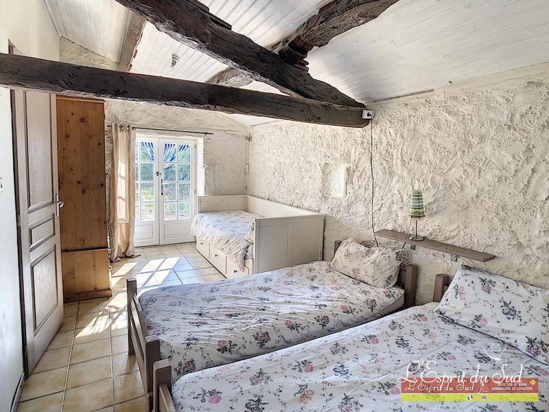 Maison - 280 m² - 4 pièces