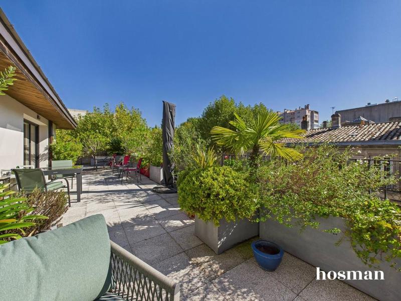 Appartement - 98 m² - 4 pièces