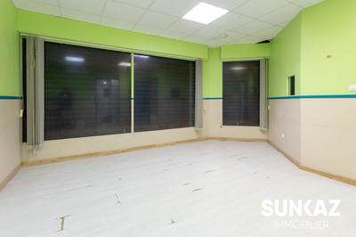 Local commercial - 200 m²