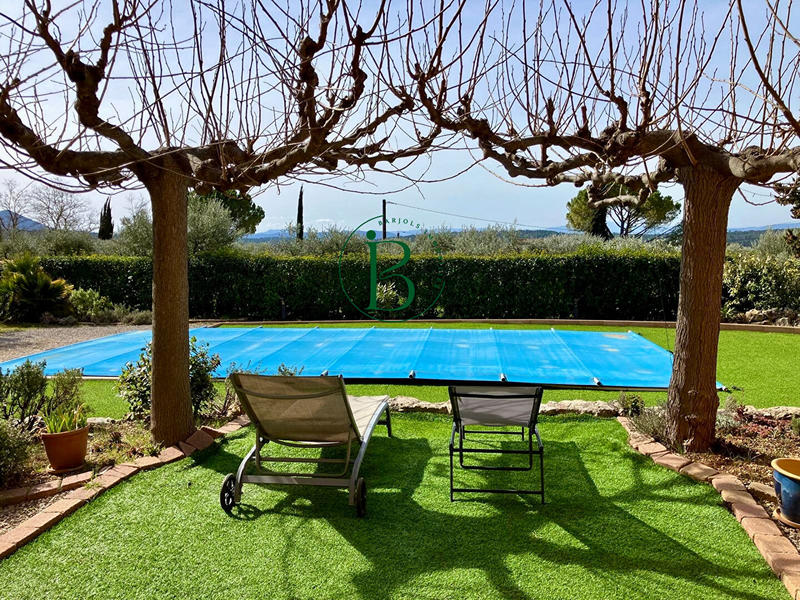 Villa - 175 m² - 6 pièces