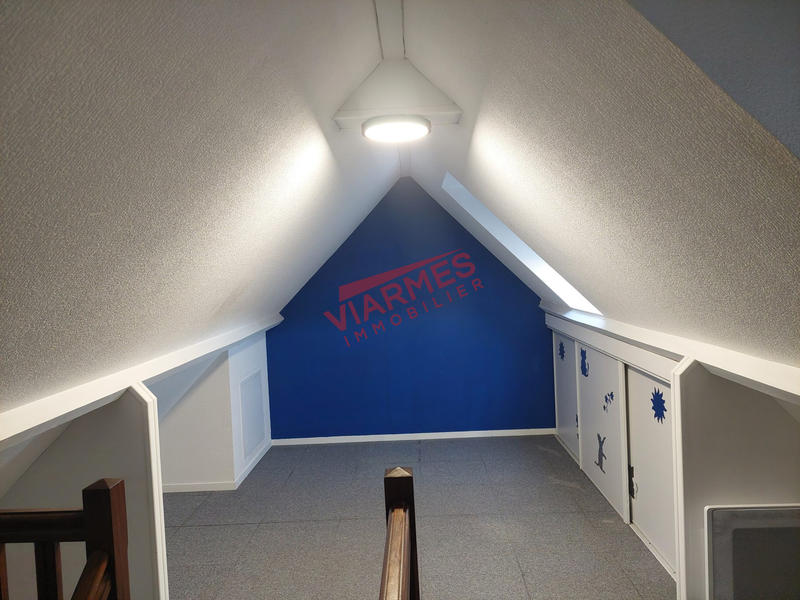 Maison traditionnelle - 94 m² - 6 pièces