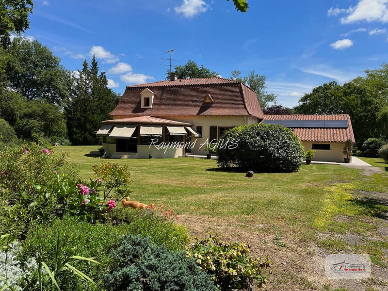 Maison - 153 m² - 7 pièces