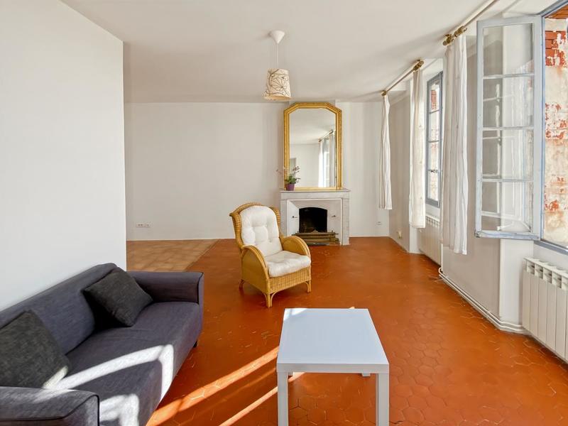 Appartement - 82 m² - 3 pièces