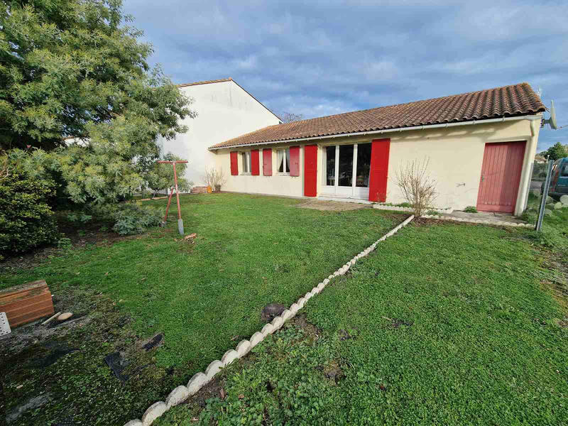 Maison - 96 m² - 5 pièces