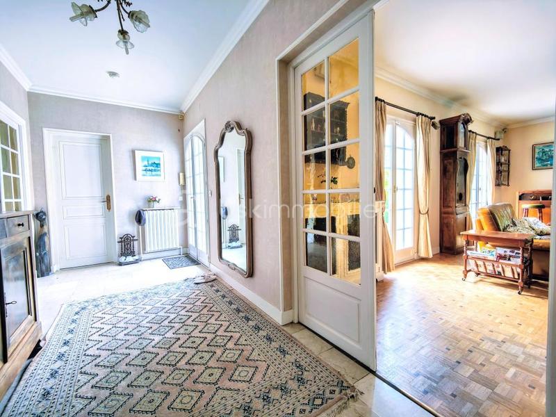 Maison - 175 m² - 7 pièces