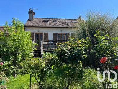 Maison - 108 m² - 4 pièces