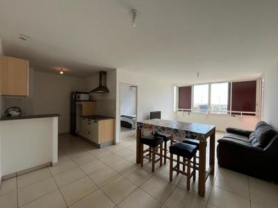 Appartement - 76 m² - 4 pièces