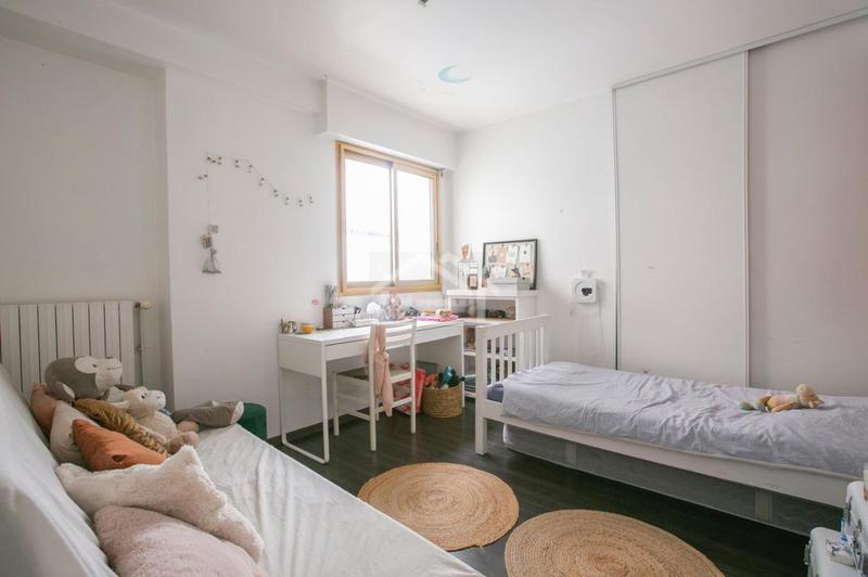 Maison - 573 m² - 20 pièces