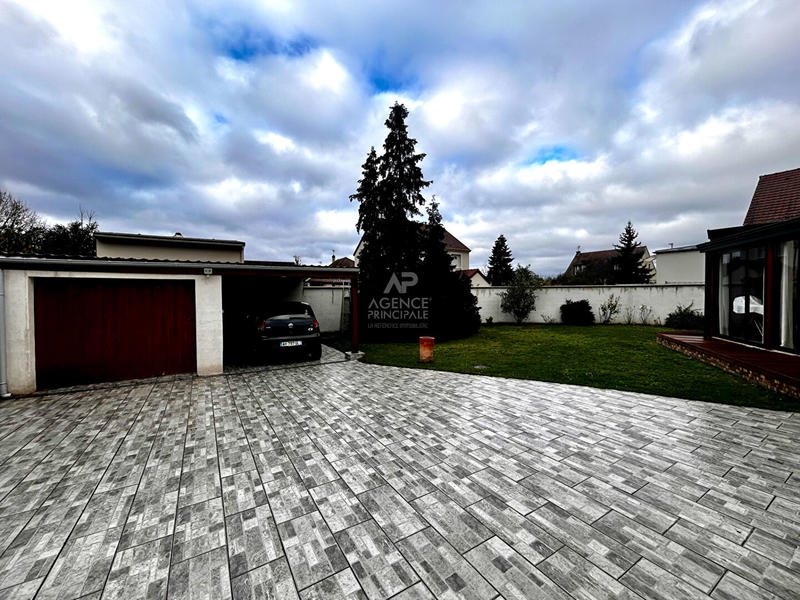 Maison - 145 m² - 6 pièces