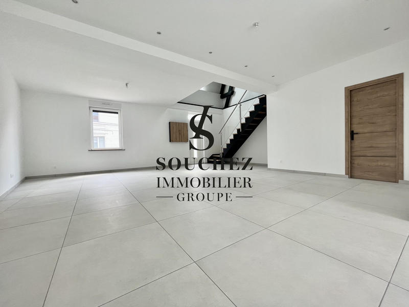 Maison - 197 m² - 6 pièces