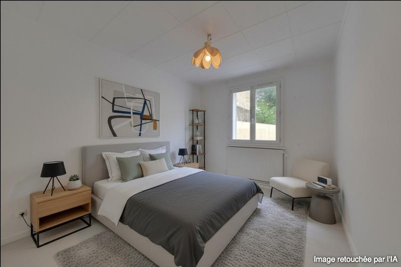 Appartement - 79 m² - 5 pièces