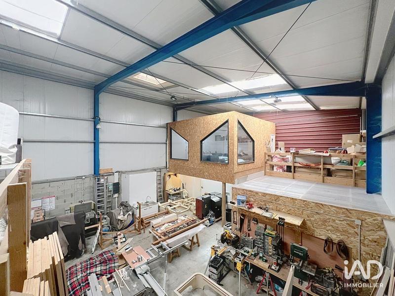 Local commercial - 255 m²