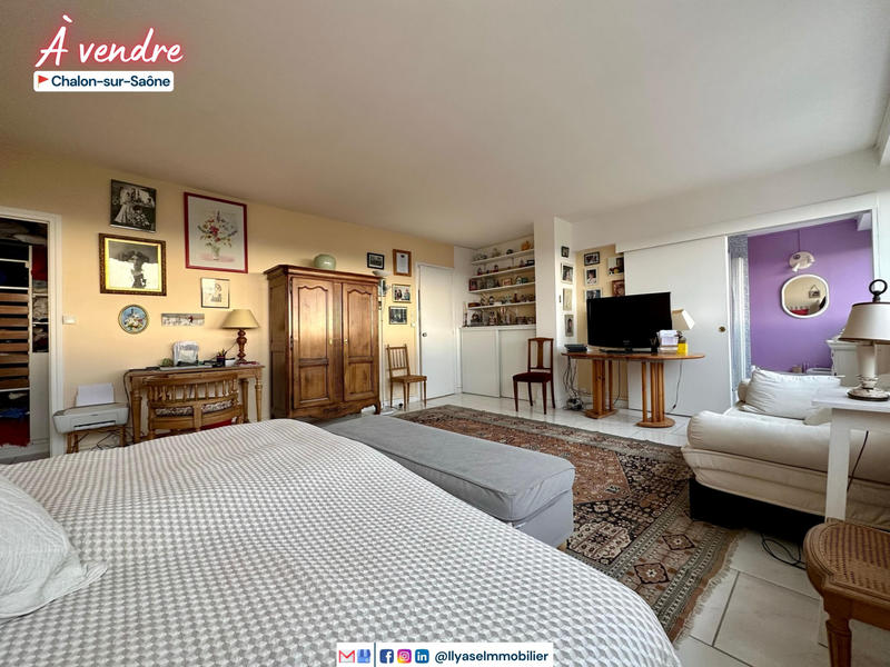 Appartement - 130 m² - 4 pièces