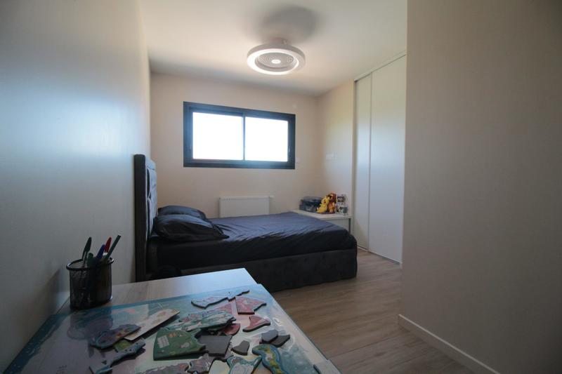 Maison contemporaine - 215 m² - 7 pièces