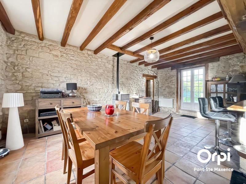 Maison en pierre - 100 m² - 4 pièces