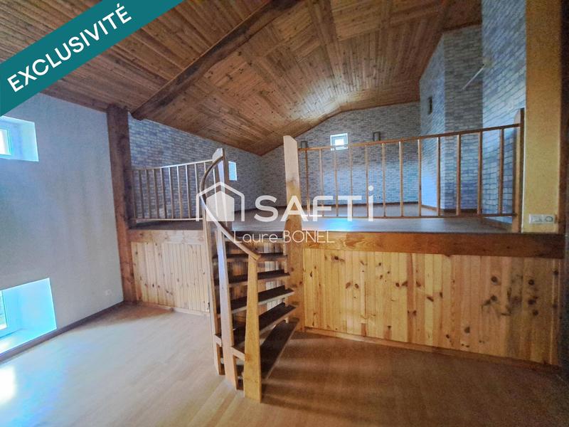 Maison - 254 m² - 10 pièces