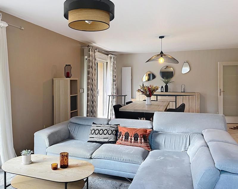 Maison - 135 m² - 6 pièces