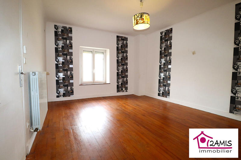 Maison - 215 m² - 9 pièces