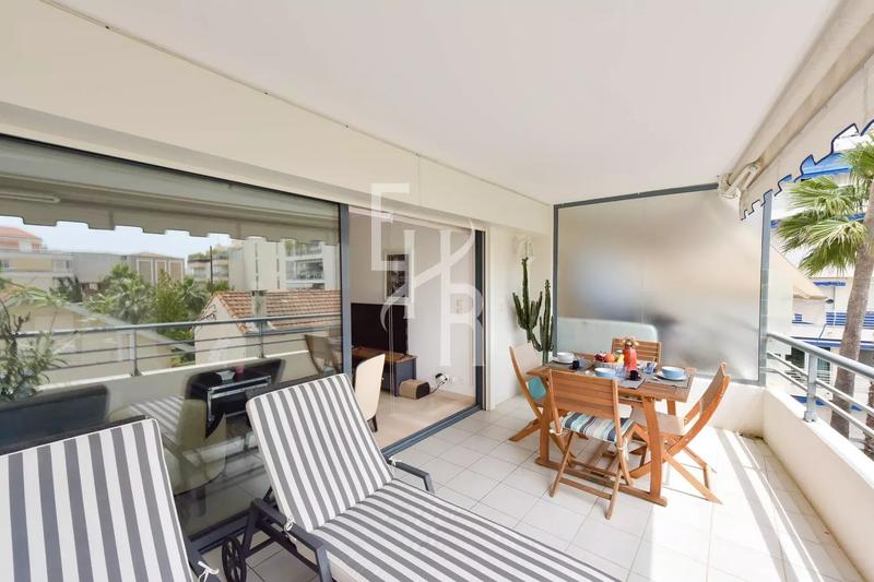 Appartement - 77 m² - 3 pièces