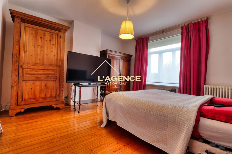 Maison - 228 m² - 7 pièces