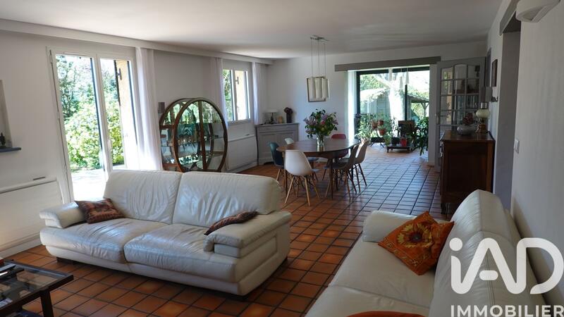 Maison - 152 m² - 7 pièces