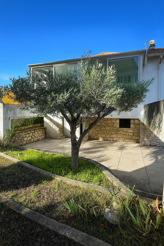 Maison - 179 m² - 10 pièces