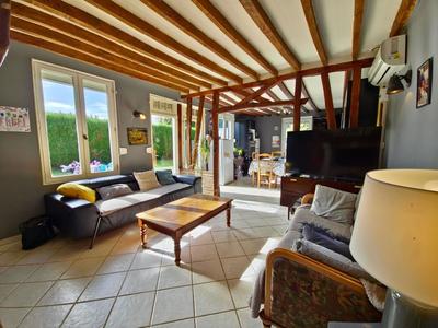 Maison - 77 m² - 5 pièces