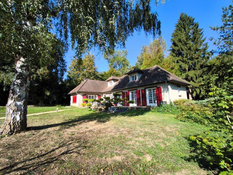 Maison - 140 m² - 7 pièces