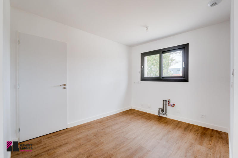 Maison - 94 m² - 5 pièces