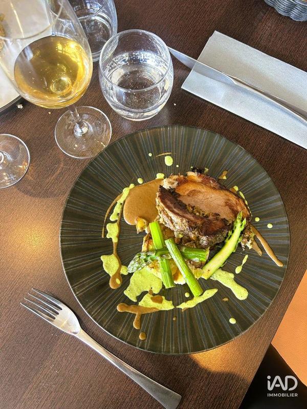 Local commercial - 212 m²