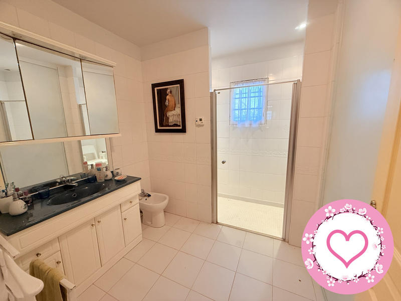 Maison - 165 m² - 6 pièces