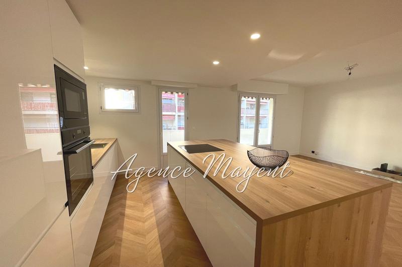 Appartement - 74 m² - 3 pièces