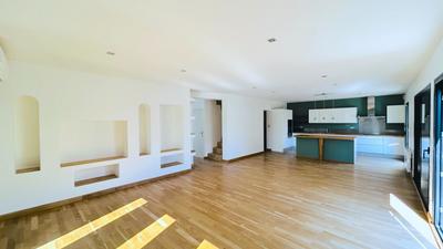 Maison - 155 m² - 6 pièces