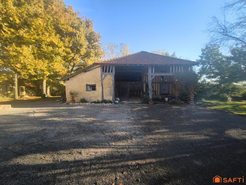 Maison - 248 m² - 9 pièces