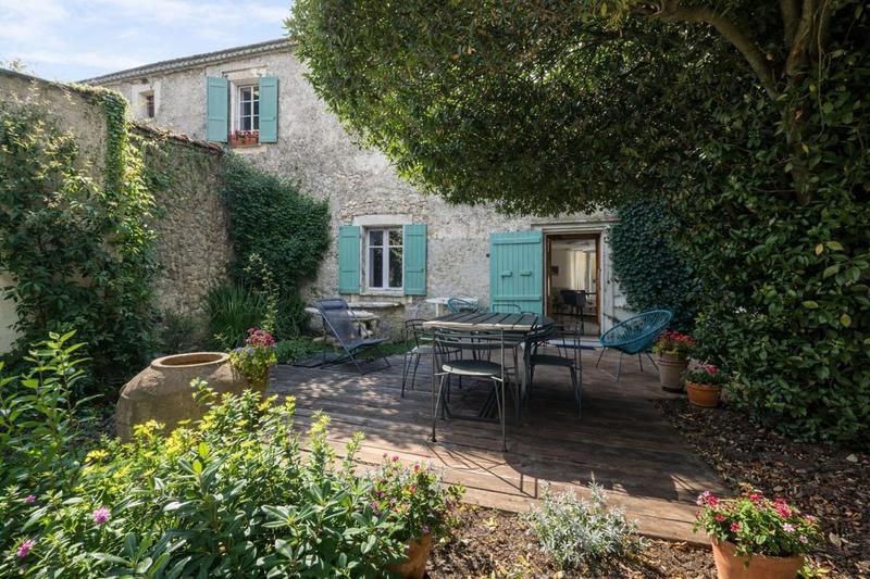 Propriété - 145 m² - 4 pièces