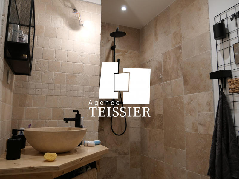 Mas - 130 m² - 6 pièces