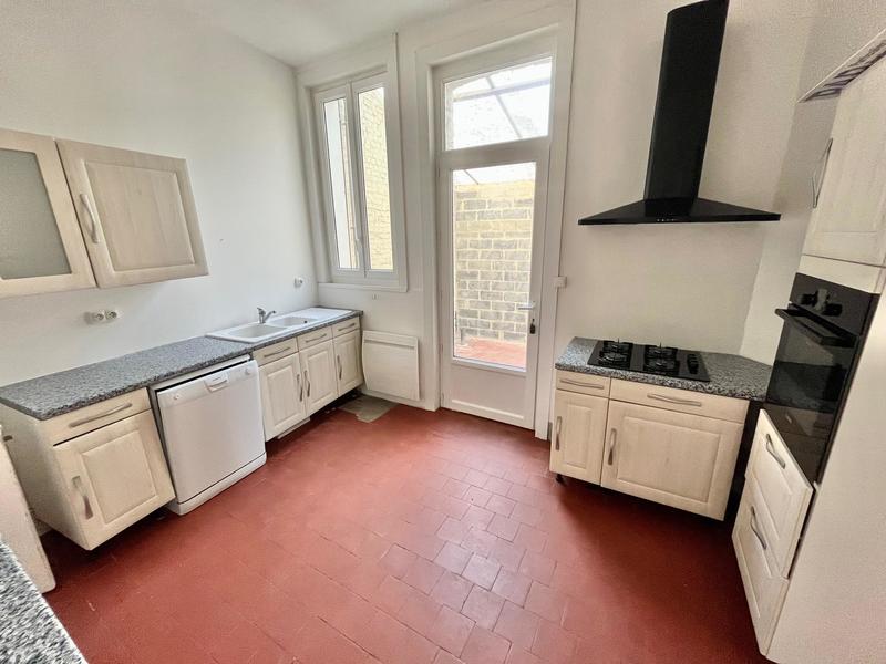 Maison ancienne - 141 m² - 8 pièces