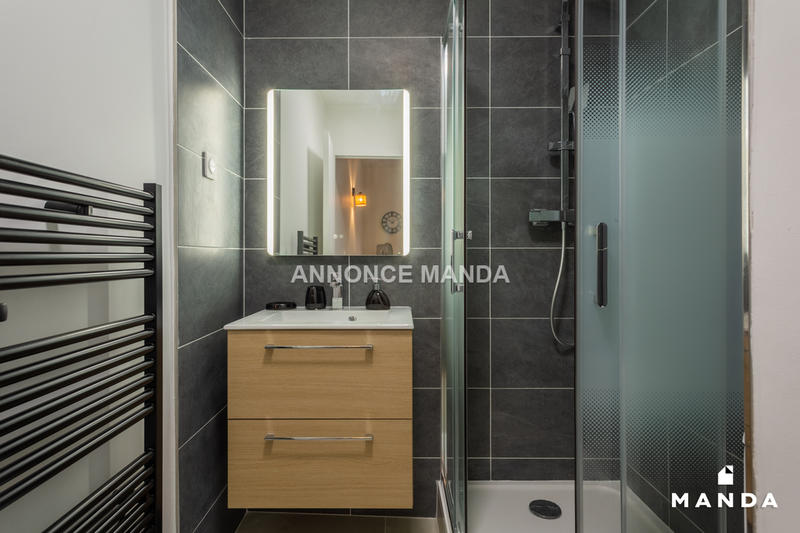 Studio - 20 m² - 1 pièce