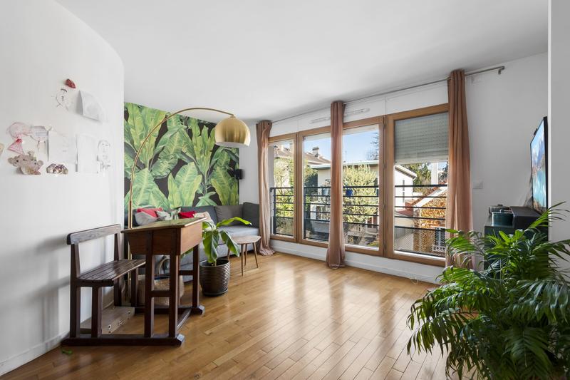 Appartement - 81 m² - 4 pièces