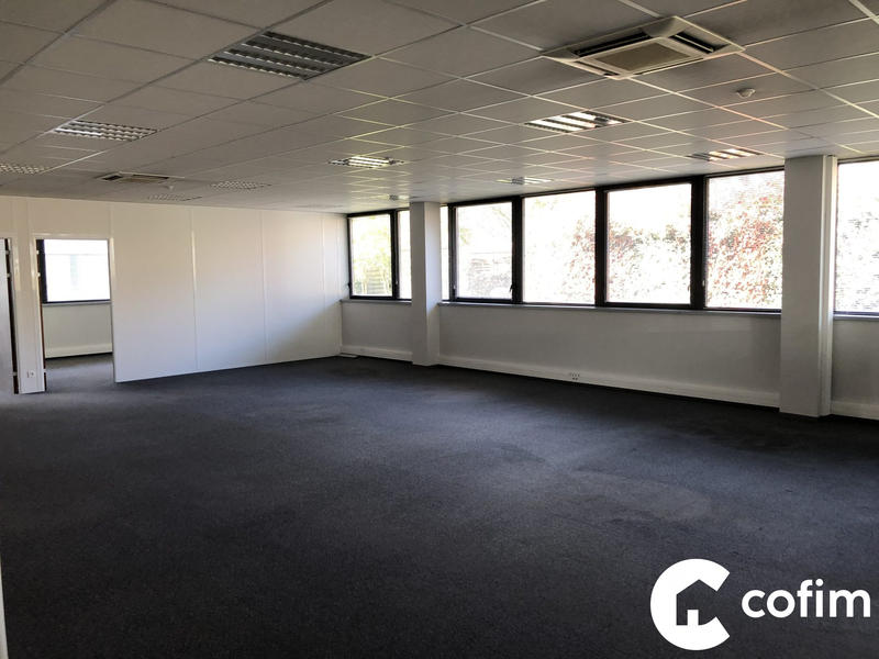 Bureau - 342 m²