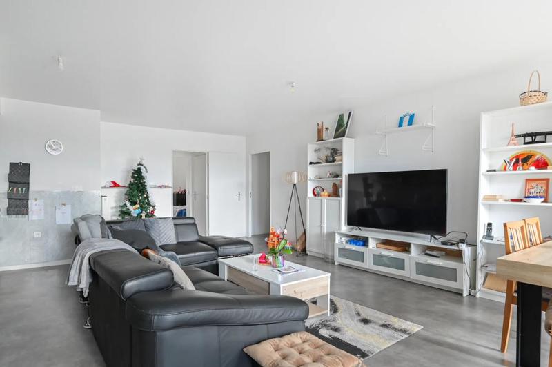 Appartement - 103 m² - 5 pièces